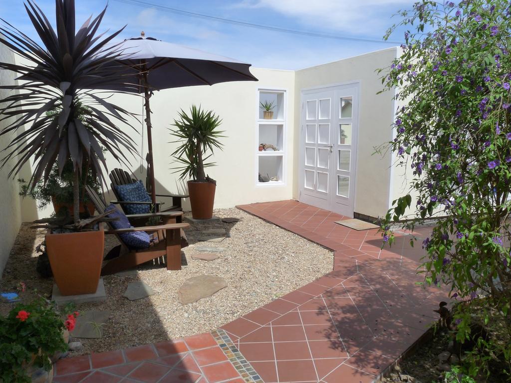 Meike'S Guesthouse Swakopmund Buitenkant foto