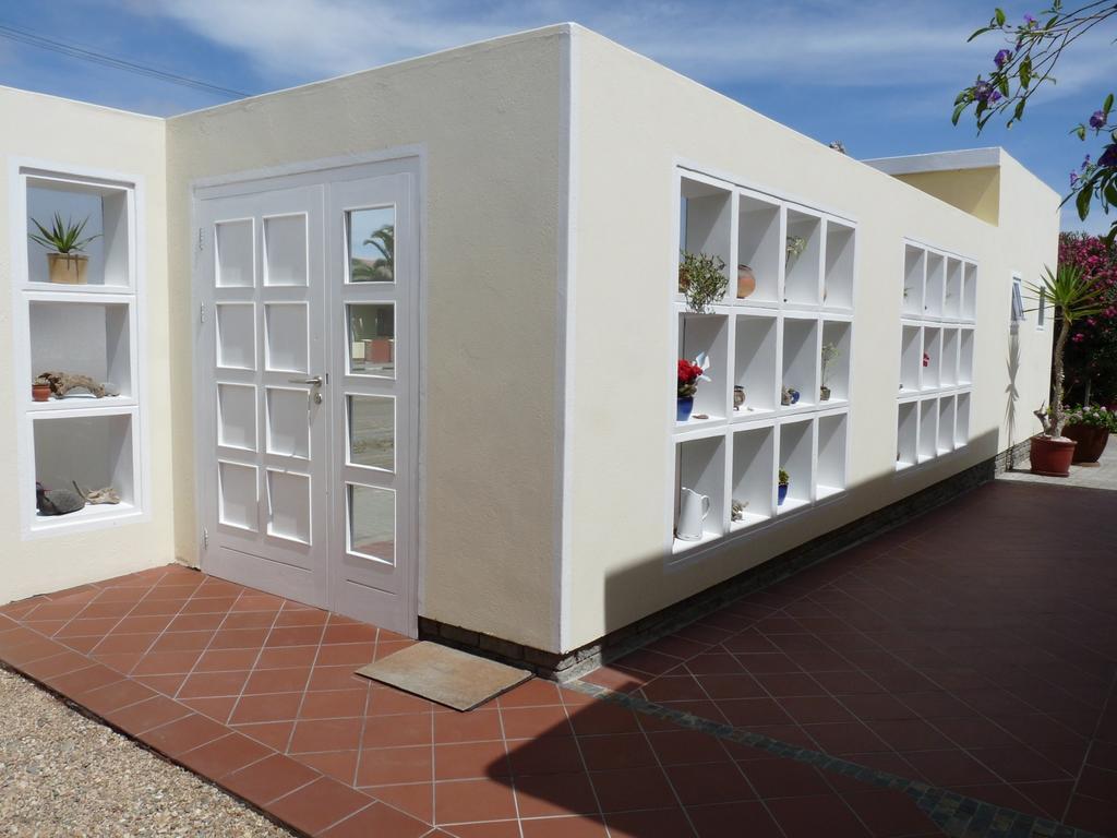 Meike'S Guesthouse Swakopmund Buitenkant foto